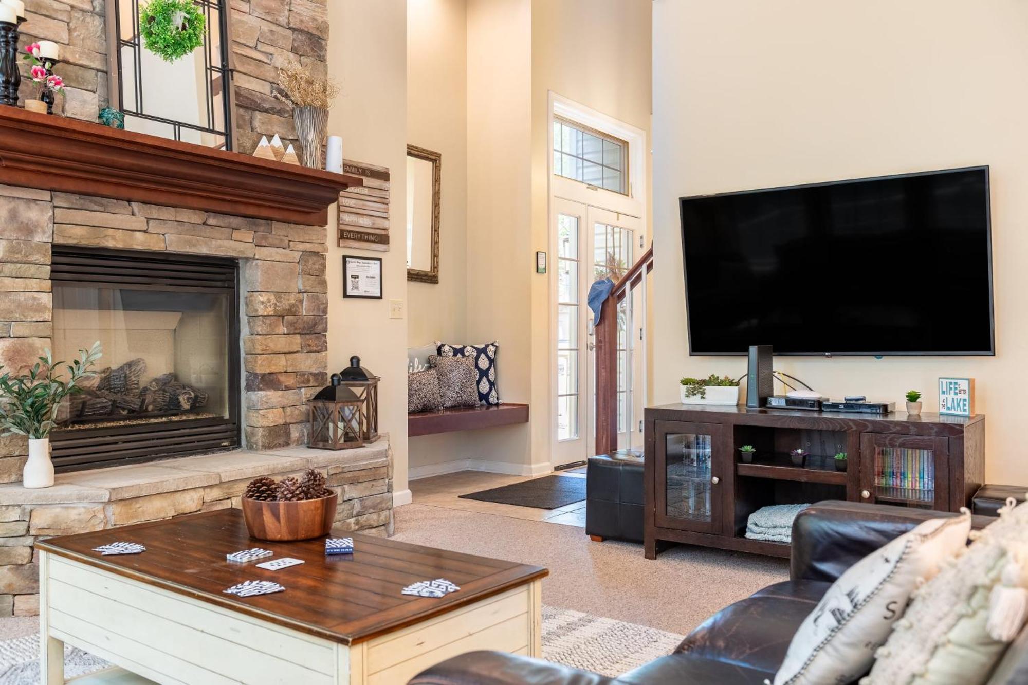 Highland Hideaway By Avantstay Group Poconos Retreat W Patio Game Room Лейк-Хармони Экстерьер фото